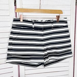 New York & Company Striped Cuffed Hem Chino Shorts Black‎ White 4
